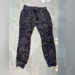 Lululemon joggers